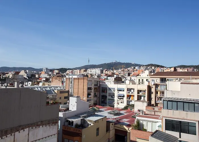 Gaudi Penthouse With Terrace Views Barcelona